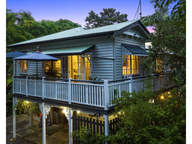2 Gympie Street South, Landsborough QLD 4550