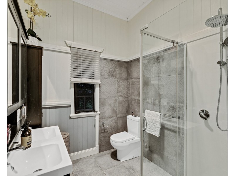 2 Gympie Street South, Landsborough QLD 4550