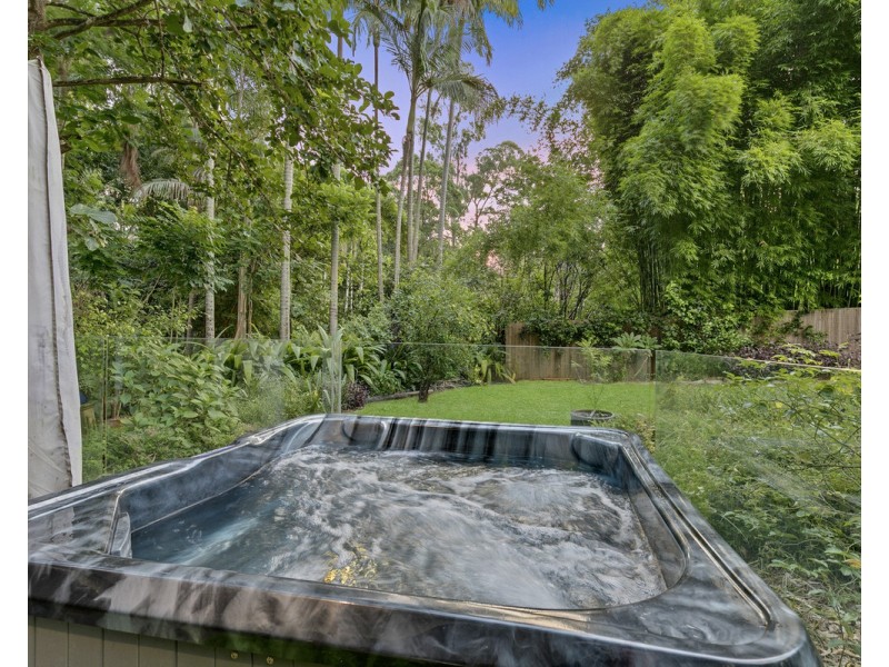 2 Gympie Street South, Landsborough QLD 4550