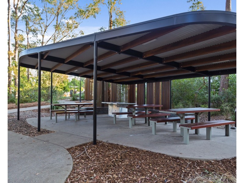 302/5 Spring Street, Sippy Downs QLD 4556