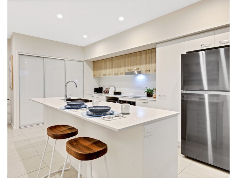 302/5 Spring Street, Sippy Downs QLD 4556
