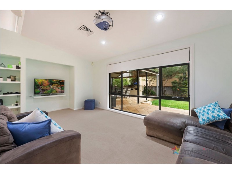 13 Philippa Court, Kellyville NSW 2155