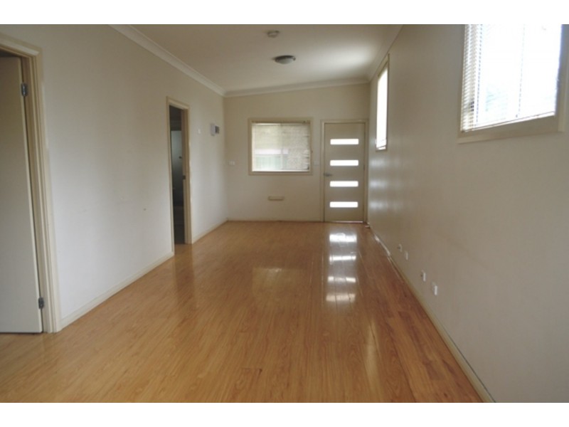 30a Marquesa Crescent, Lethbridge Park NSW 2770