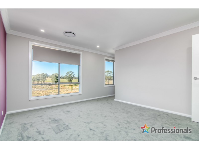 37 Longerenong Avenue, Box Hill NSW 2765