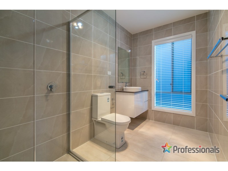 37 Longerenong Avenue, Box Hill NSW 2765