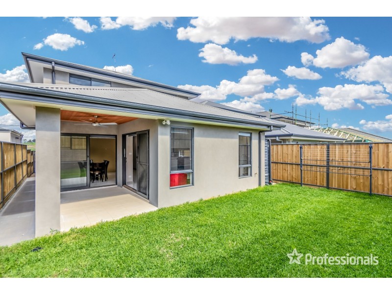 51 Longerenong Avenue, Box Hill NSW 2765