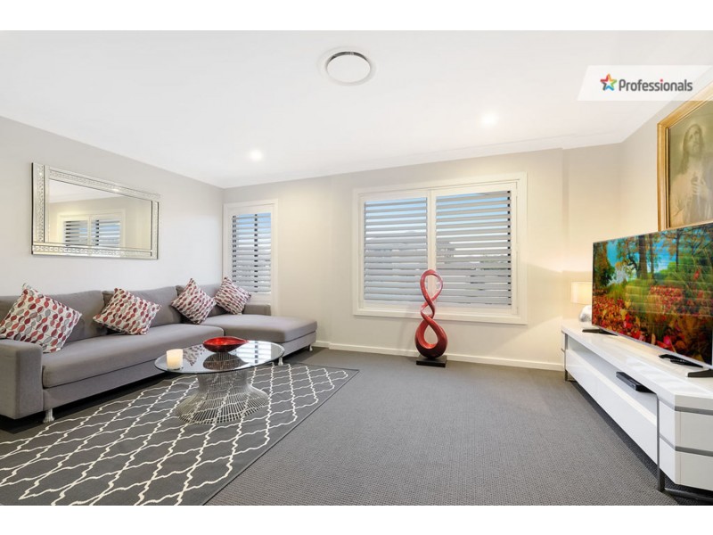 17 Springbrook Boulevard, Kellyville NSW 2155