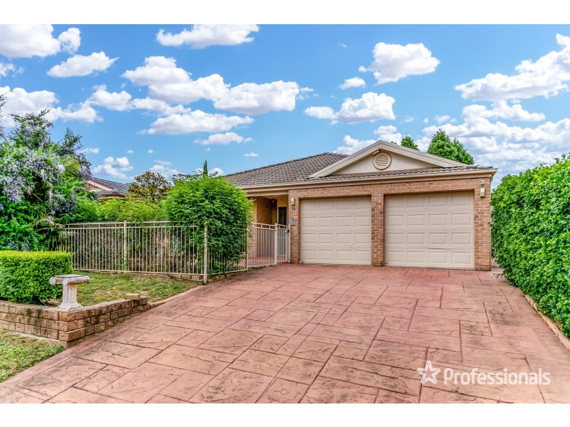 19 Weeroona Place, Rouse Hill NSW 2155