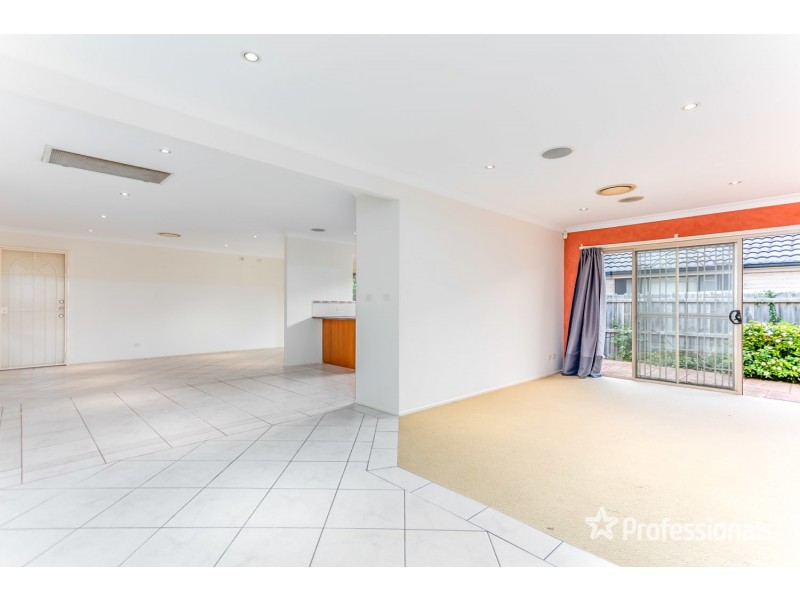 19 Weeroona Place, Rouse Hill NSW 2155