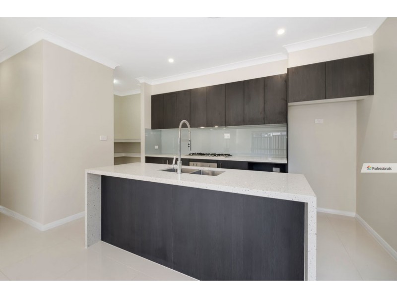 12 Nix Street, Box Hill NSW 2765