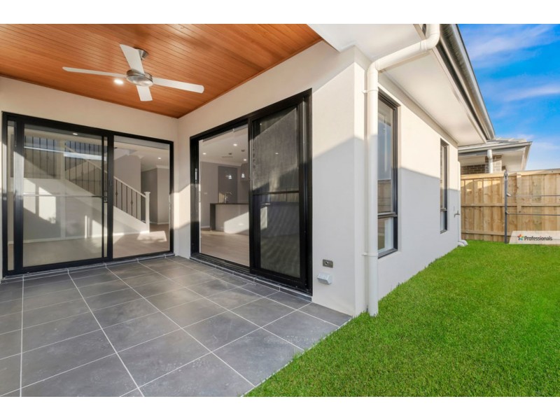 55 Longerenong Avenue, Box Hill NSW 2765