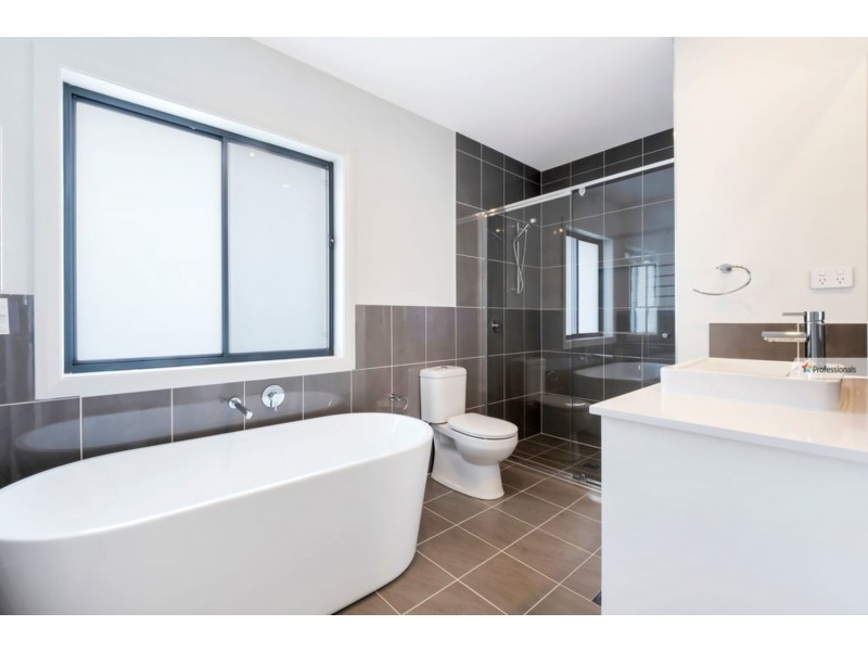 15 Hannaford Avenue, Box Hill NSW 2765