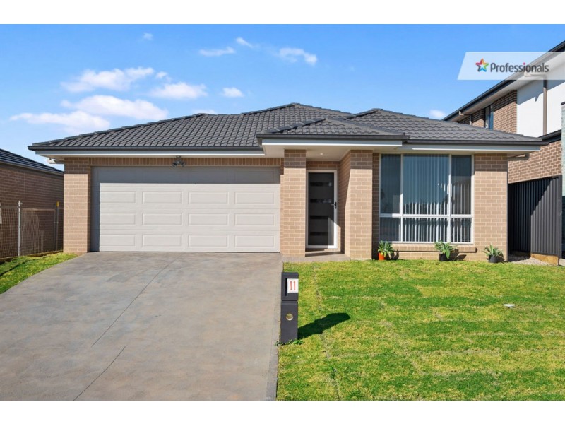 11 Streamdale Street, Box Hill NSW 2765