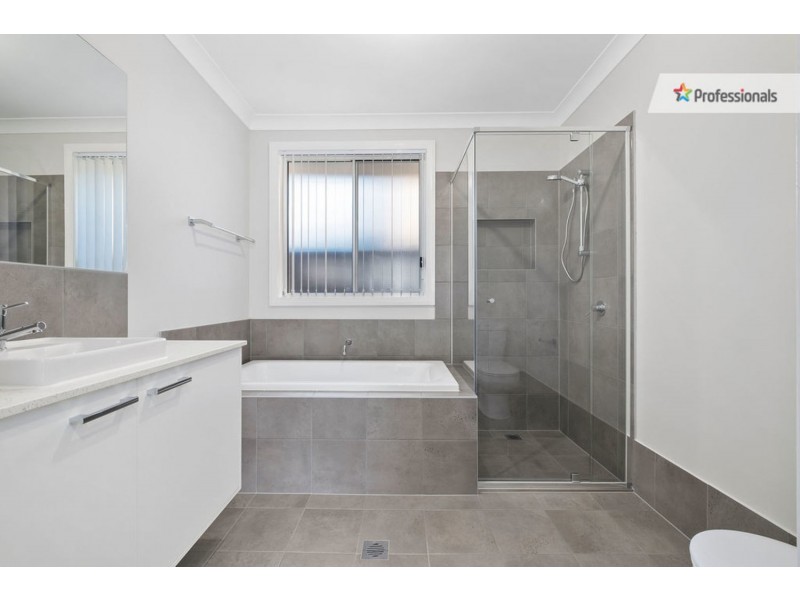 11 Streamdale Street, Box Hill NSW 2765