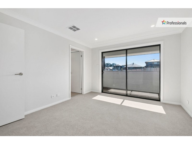 128 Longerenong Avenue, Box Hill NSW 2765