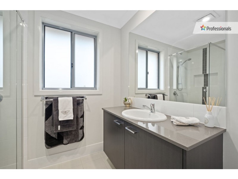 32 Centaurus Way, Box Hill NSW 2765