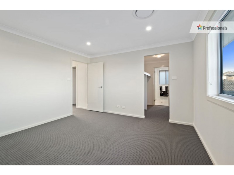 32 Centaurus Way, Box Hill NSW 2765