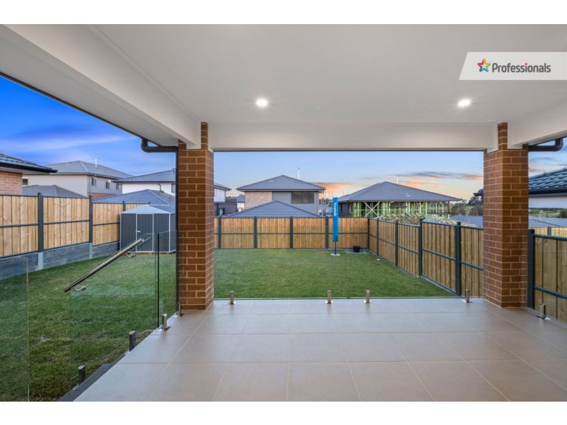 32 Centaurus Way, Box Hill NSW 2765
