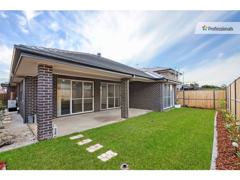 14 Cormo Way, Box Hill NSW 2765