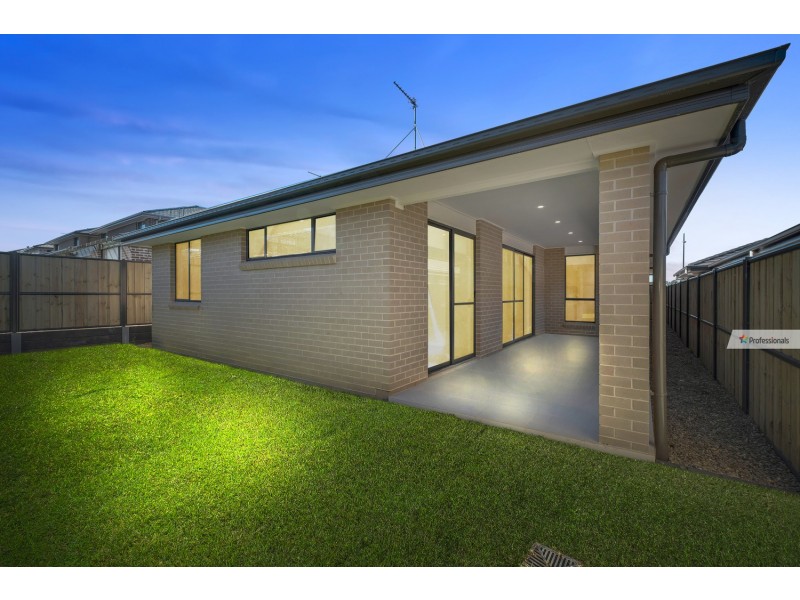 35 Centaurus Way, Box Hill NSW 2765