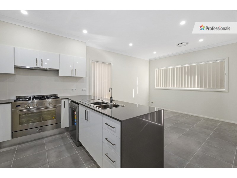 44 Fontana Drive, Box Hill NSW 2765