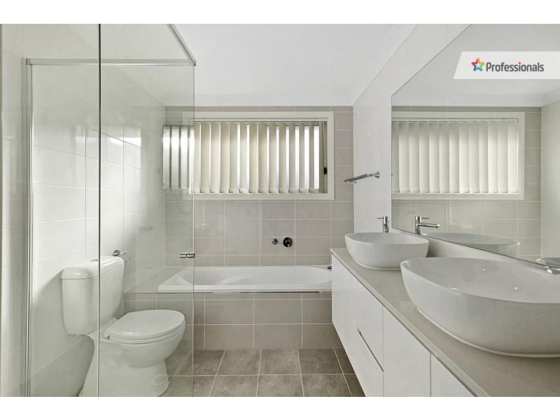 44 Fontana Drive, Box Hill NSW 2765