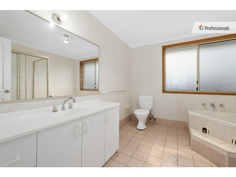 20 Lyndel Close, Quakers Hill NSW 2763