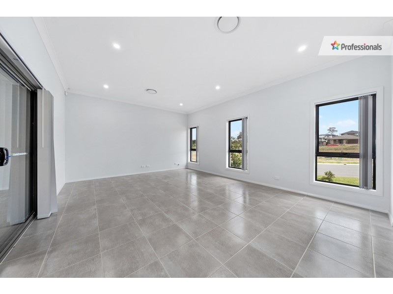 1 Goldstone Way, Box Hill NSW 2765