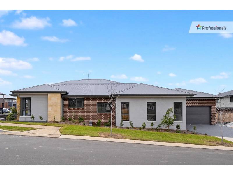 1 Goldstone Way, Box Hill NSW 2765