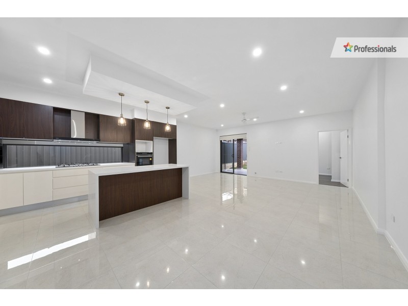 33 Gloaming Street, Box Hill NSW 2765