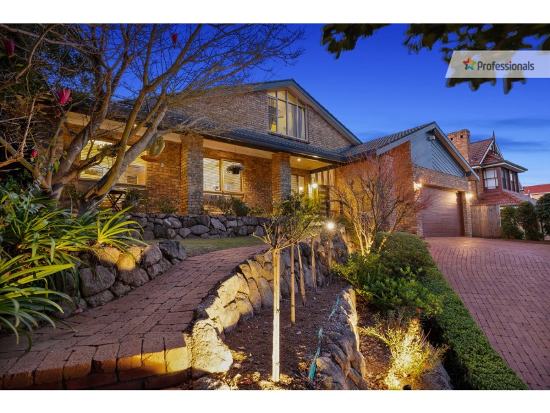 11 Kookaburra Place, West Pennant Hills NSW 2125