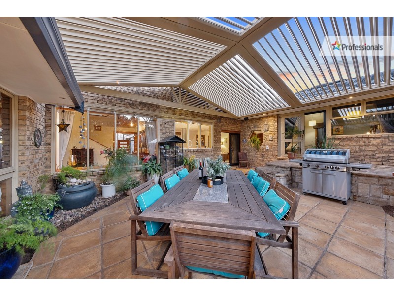 11 Kookaburra Place, West Pennant Hills NSW 2125