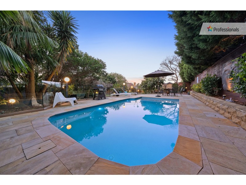 11 Kookaburra Place, West Pennant Hills NSW 2125