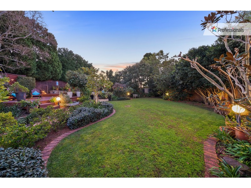 11 Kookaburra Place, West Pennant Hills NSW 2125