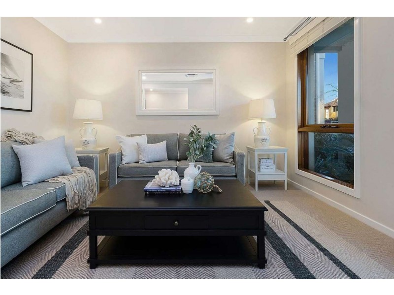 18 Hartigan Avenue, Kellyville NSW 2155