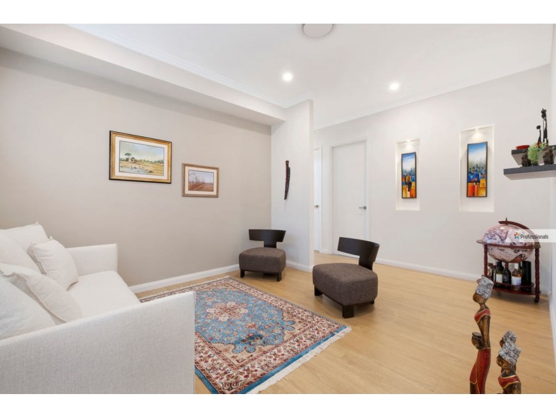 7 Hannaford Avenue, Box Hill NSW 2765