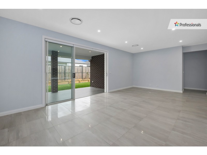 7 Cormo Way, Box Hill NSW 2765