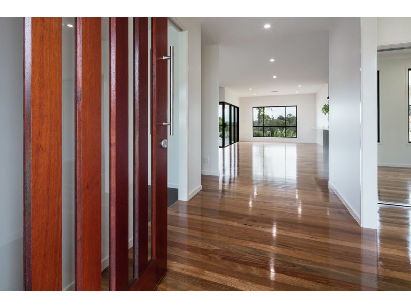 33A Yarabah Crescent, Shailer Park QLD 4128