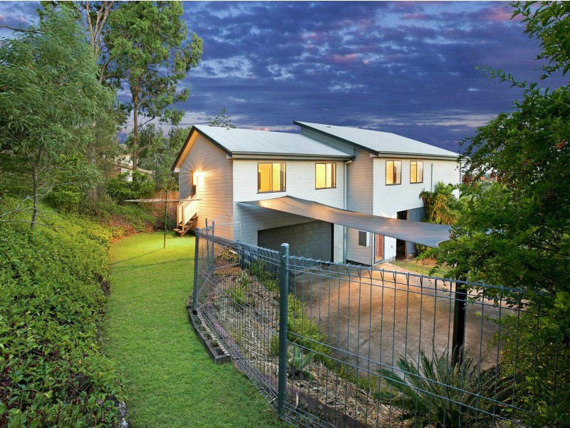 25 Tahan Crescent, Tanah Merah QLD 4128