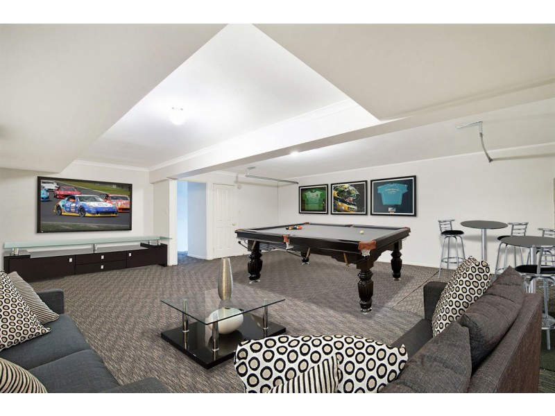 25 Tahan Crescent, Tanah Merah QLD 4128