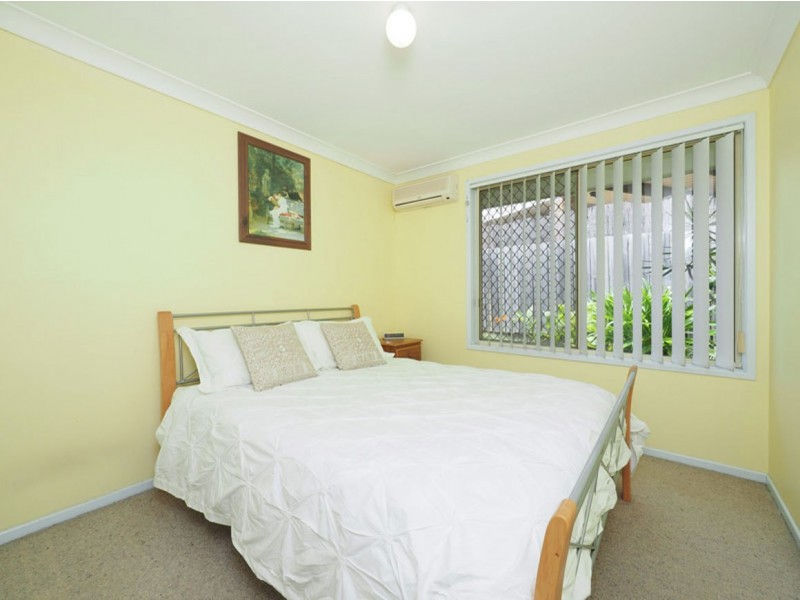 6 Mersing Court, Tanah Merah QLD 4128