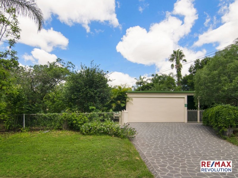 24-26 Tingi Avenue, Tanah Merah QLD 4128