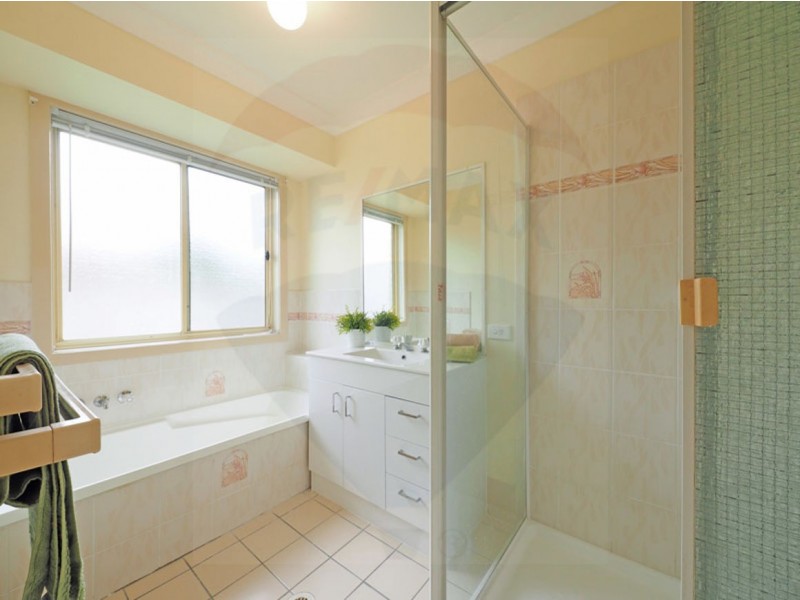 130 Pohon Drive, Tanah Merah QLD 4128