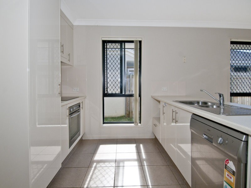 3 Wyndham Circuit, Holmview QLD 4207