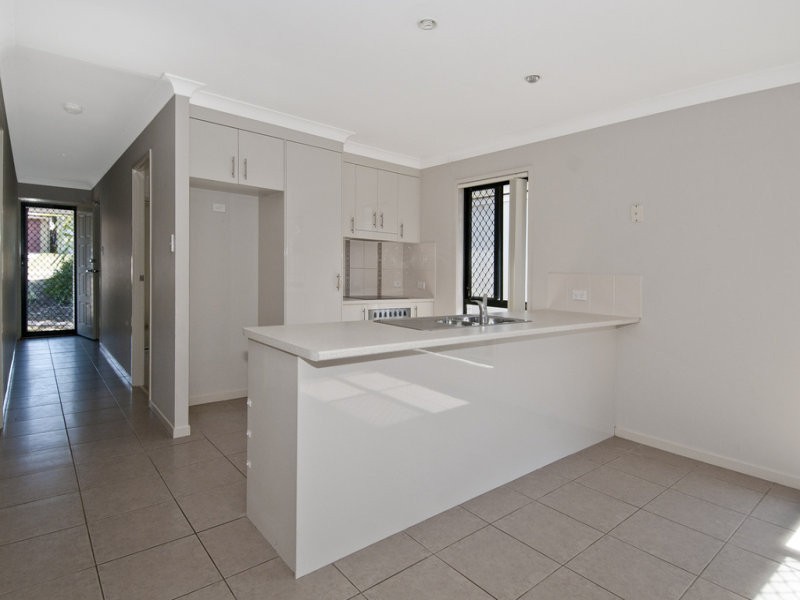 3 Wyndham Circuit, Holmview QLD 4207