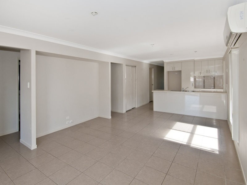 3 Wyndham Circuit, Holmview QLD 4207