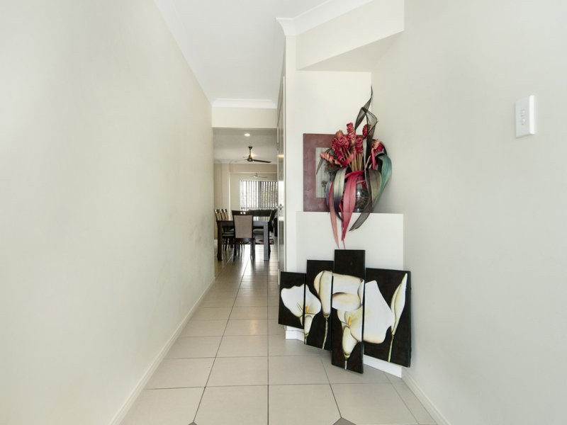 6 Alvine Drive, Eagleby QLD 4207