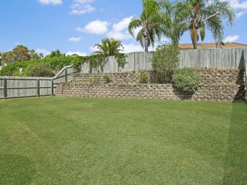 6 Alvine Drive, Eagleby QLD 4207