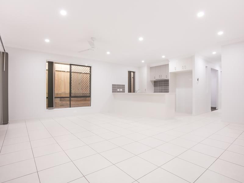 10 Chalk Street, Yarrabilba QLD 4207