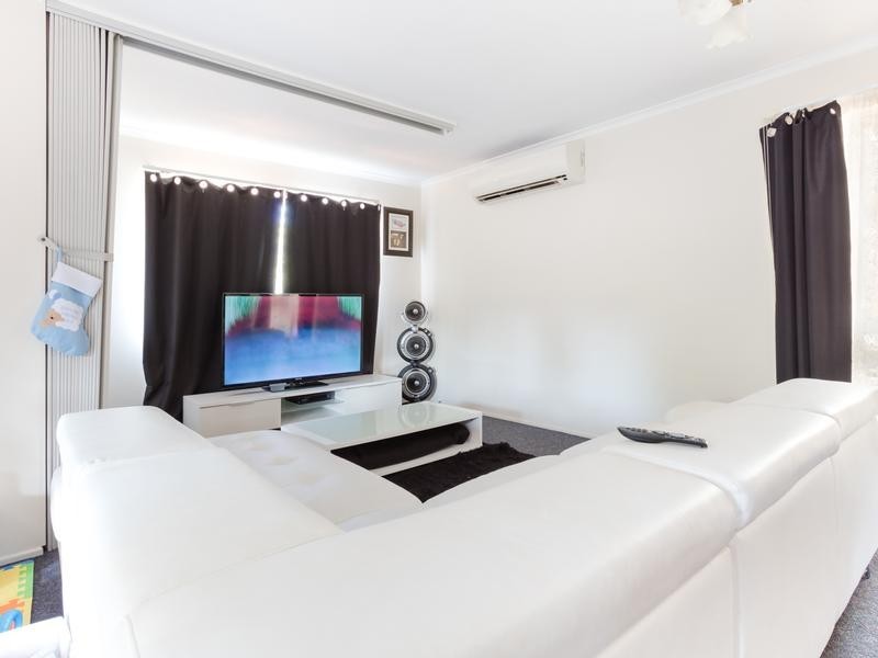 3 Hanby Court, Edens Landing QLD 4207